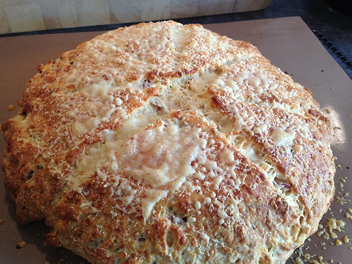 Gorgonzola and Red Onion Chutney Loaf