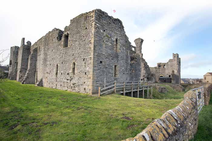 Middleham Castle