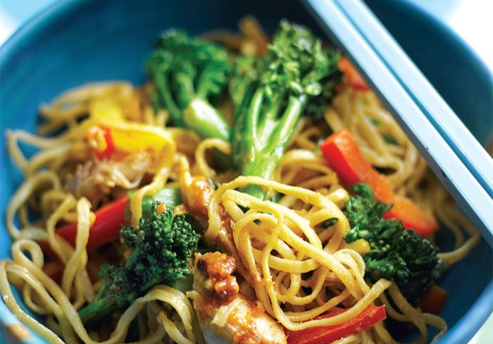 BroccoliPeanutNoodles