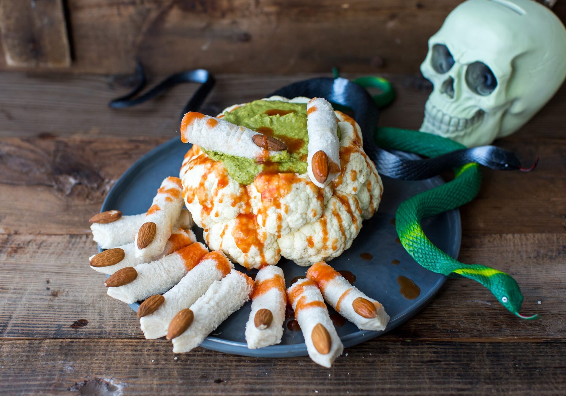 Cauliflower-Brain-and-Dead-Mans-finger-sandwiches-1