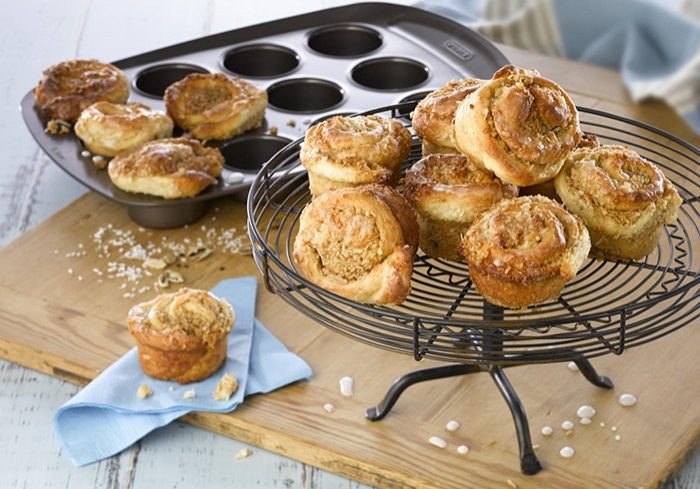 COCONUT AND CARDAMOM SWEET BUNS