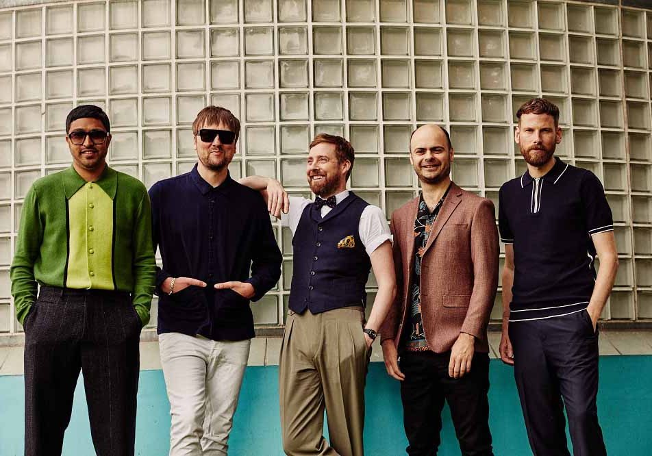 Kaiser Chiefs - Vijay Mystry, Andrew 'Whitey' White, Ricky Wilson, Nick 'Peanut' Baines and Simon Rix