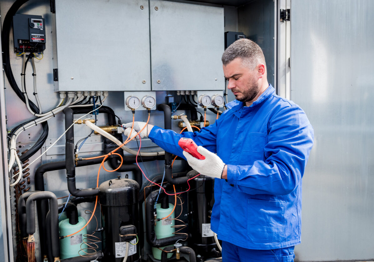 Resistance test of temperature sensors in the cooling supply section of the ventilation unit.
