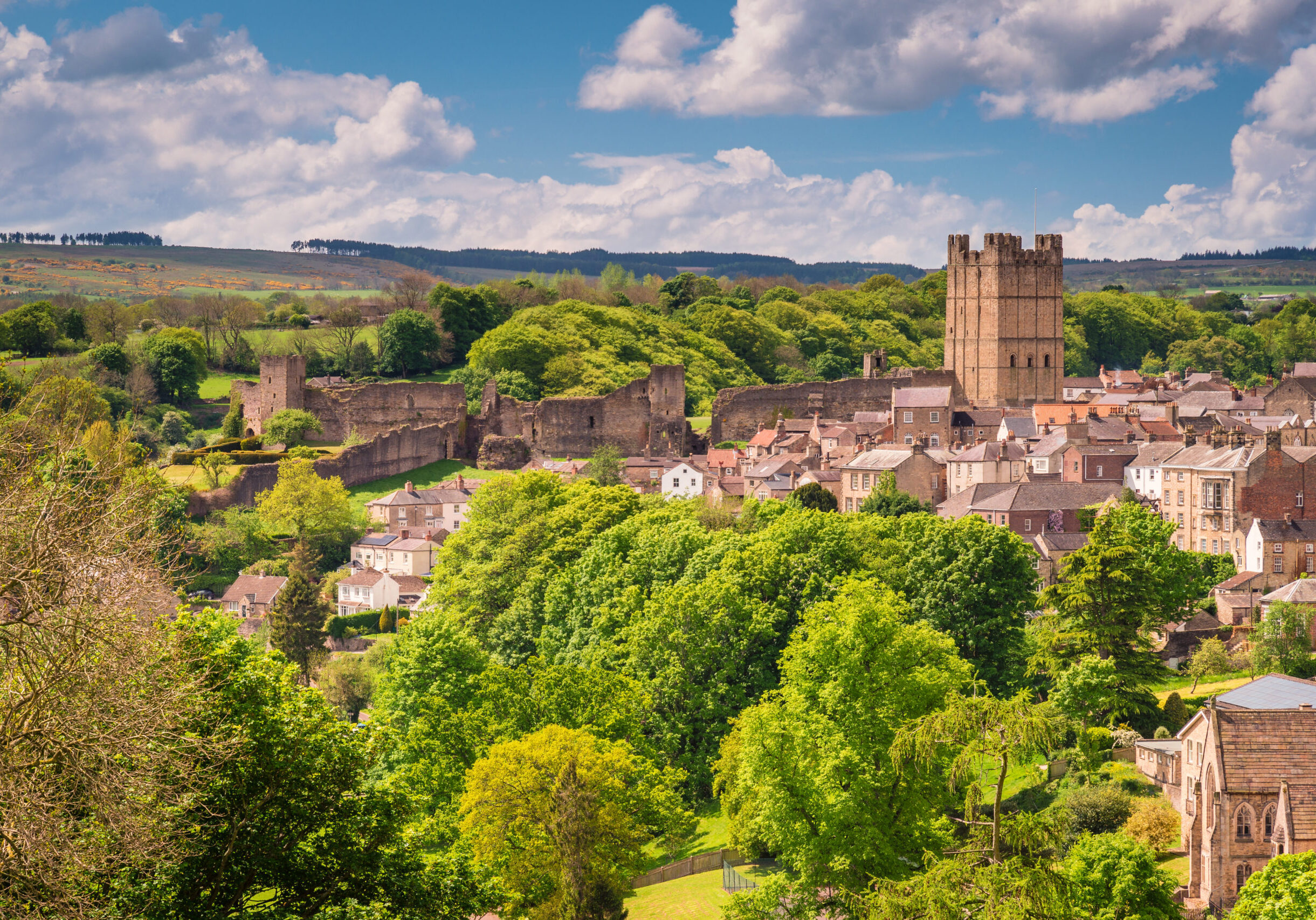 The market town of Richmond is sited at the very edge of the North Yorkshire Dales, on the banks of River Swale
