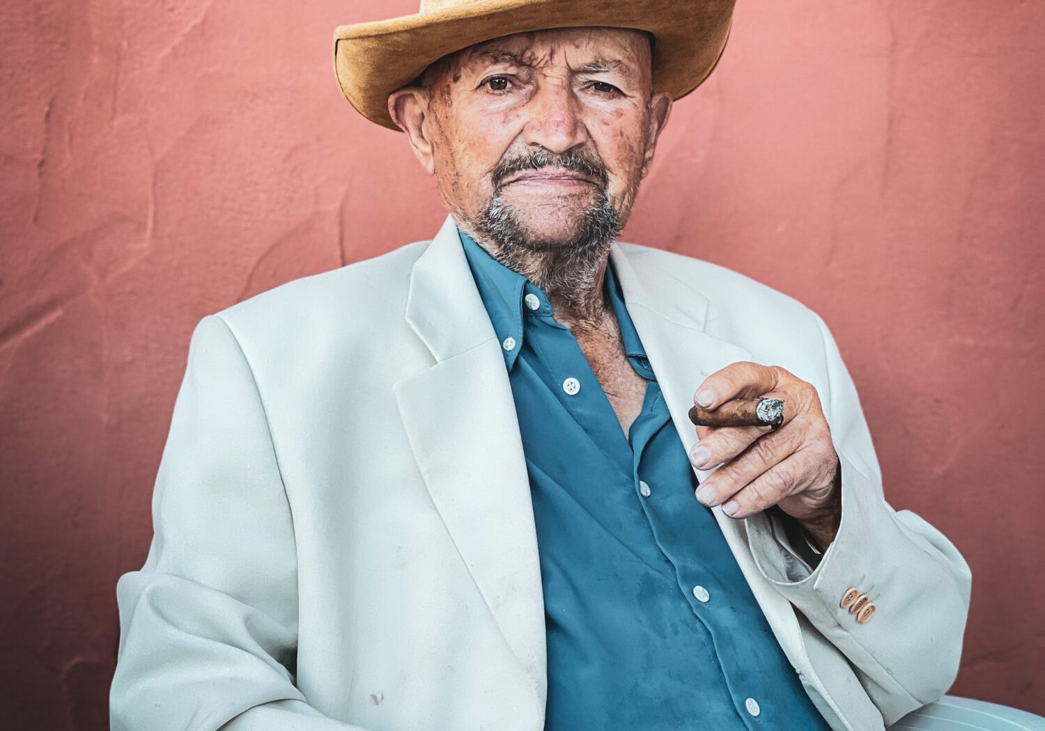 Internally displaced man on La Palma
Island, Canaries following the eruption of the Cumbre Vieja volcano in 2021.