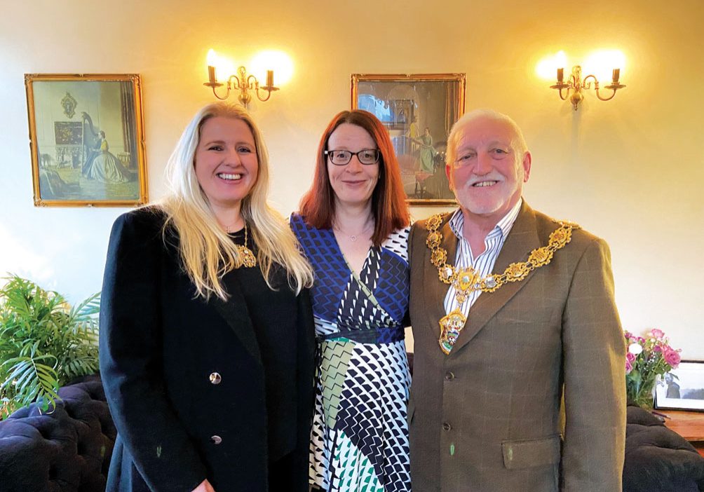 Karen with Mayor of Pendle, Neil Butterworth (right) and Mayoress of Pendle, Victoria Fletcher (left)